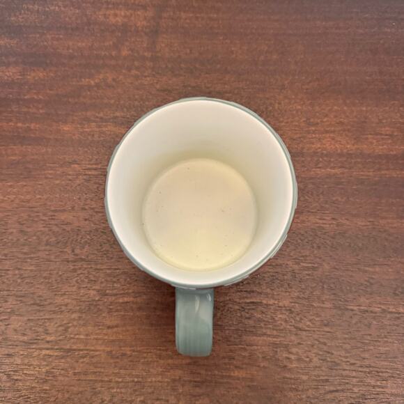 Lenox Winter Greetings Everyday Tartan Tufted Titmouse Christmas Coffee Mug - Picture 9 of 11